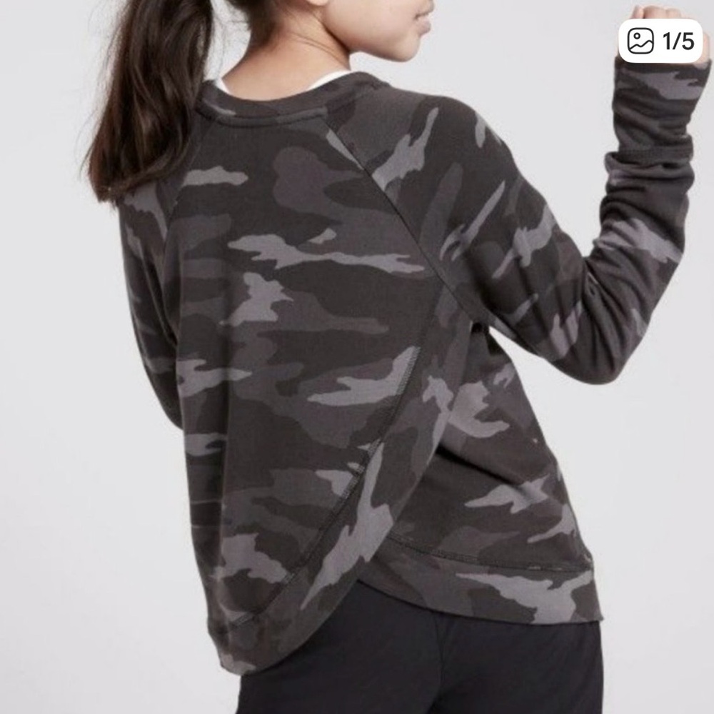 Athleta Girl Cozy Cross Your Fingers Grey Camo Sweatshirt, XL 14